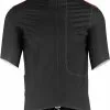 Regntøj / Vindtøj Assos LIBERTY RS23 Thermo Rain Jersey - Kortærmet Cykeltrøje - Sort - Cykelstellet 1 Regntøj / Vindtøj Assos LIBERTY RS23 Thermo Rain Jersey - Kortærmet Cykeltrøje - Sort - Cykelstellet -Tilbud Cykler Butik Assos LIBERTY RS23 Thermo Rain Jersey Kortaermet Cykeltroje Sort